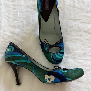 Emilio Pucci Blue & Green Satin Vintage Bow Heels